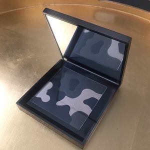 Burberry Makeup - Burberry Beauty Camo Eyeshadow Burberry Makeup - Burberry Beauty Camo Eyeshadow